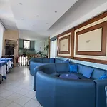 Hotel Nella 3*
