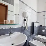 Nella Hotel 3*