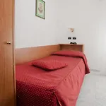 Hotel Nella 3*