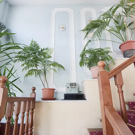 内拉酒店 斯培西亚