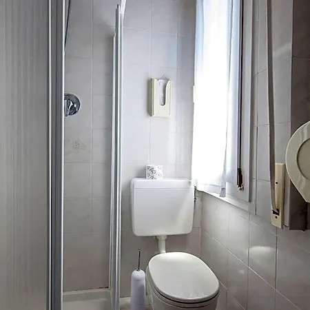 Nella Hotel 3*