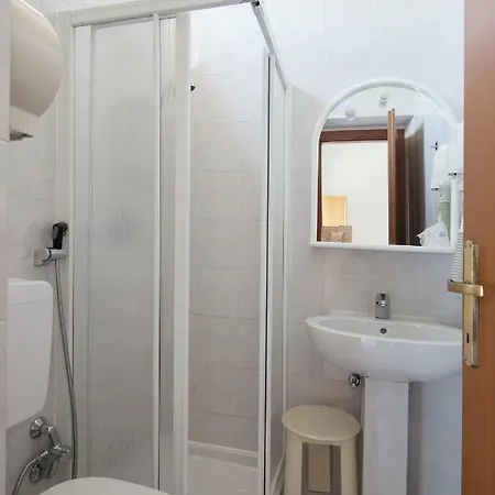 Nella Ла-Спеція