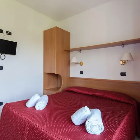 内拉酒店 酒店 3*