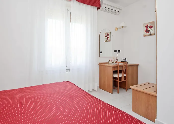 酒店 内拉酒店 3*