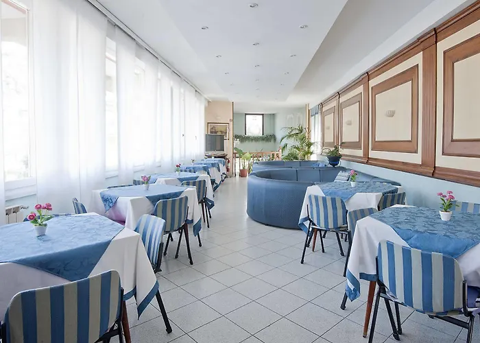 内拉酒店 3* 斯培西亚